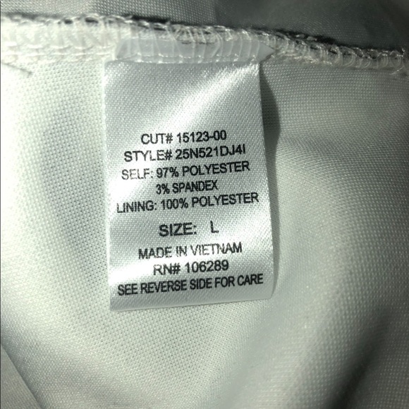 Trixxi white dress with black floral design - Picture 9 of 9